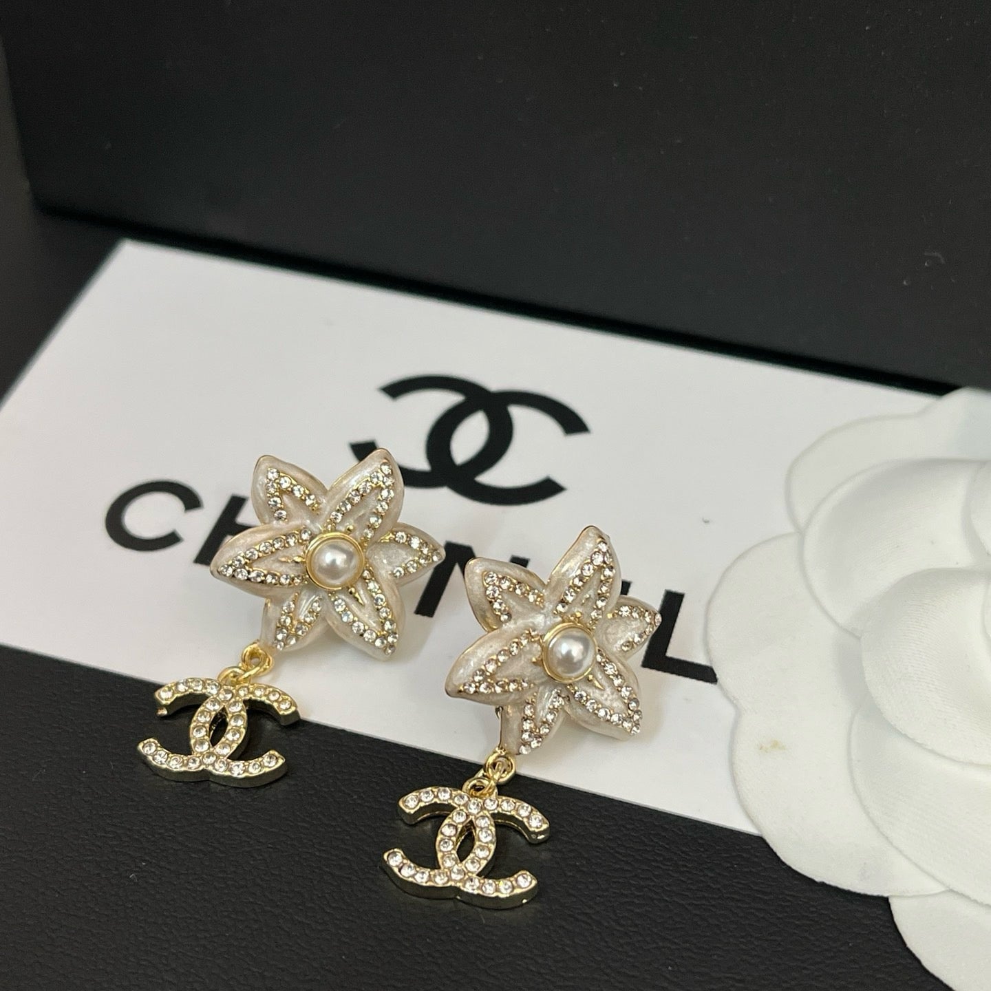 Women's Fashion Rhinestone Earrings