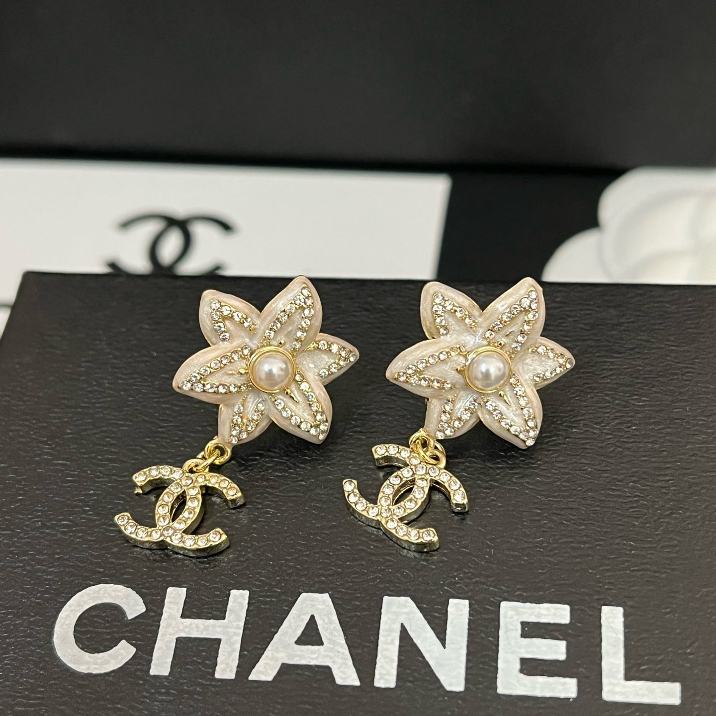 Women's Fashion Rhinestone Earrings