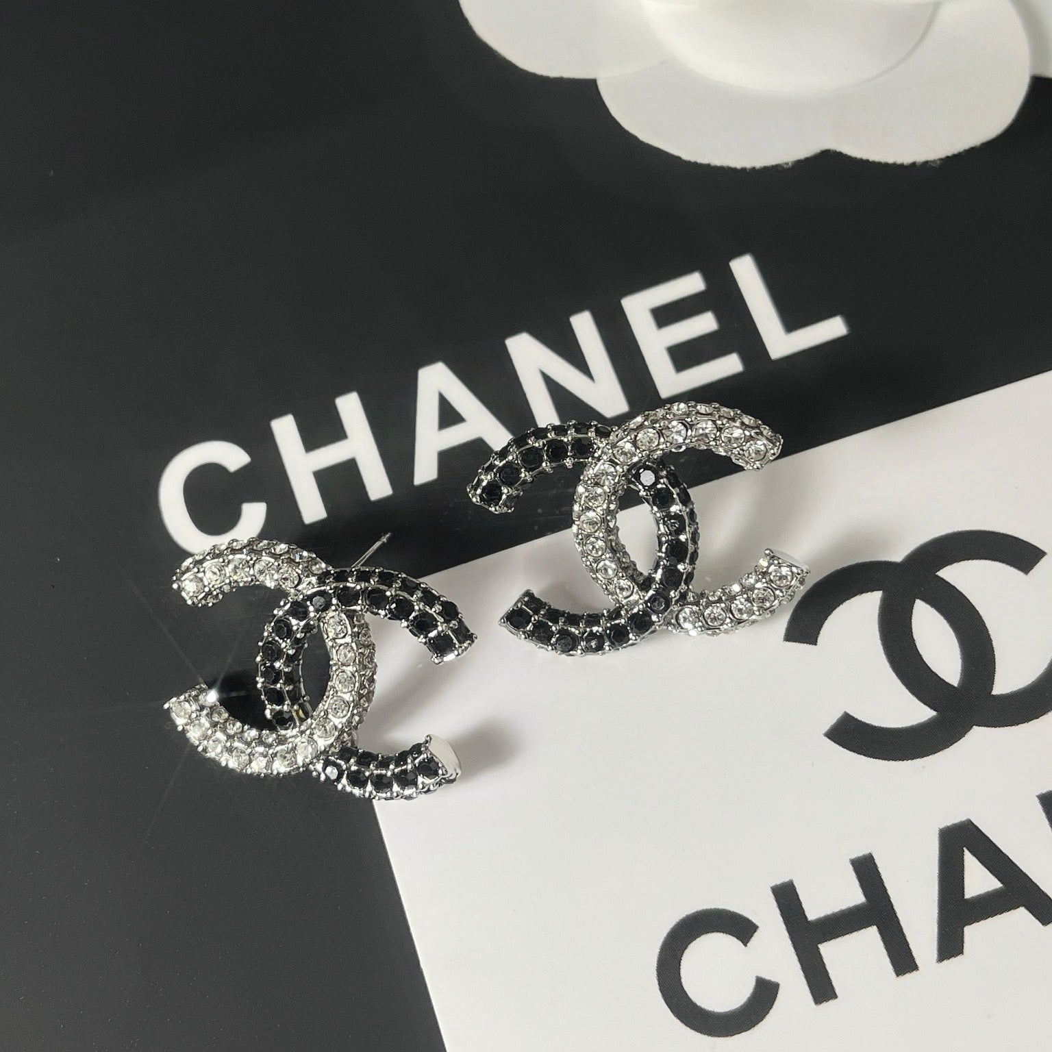 Women's Fashion Rhinestone Earrings