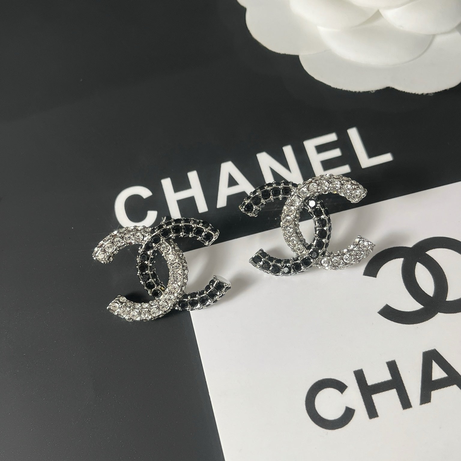 Women's Fashion Rhinestone Earrings