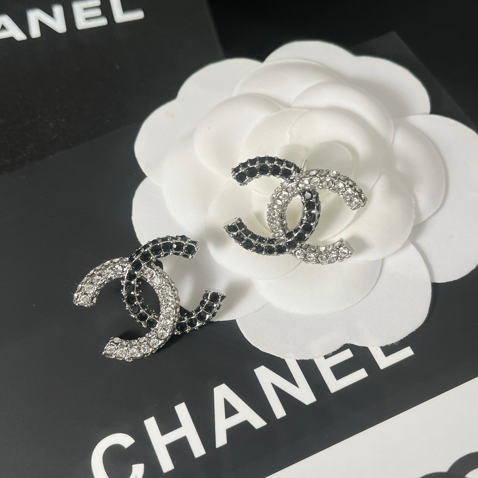 Women's Fashion Rhinestone Earrings