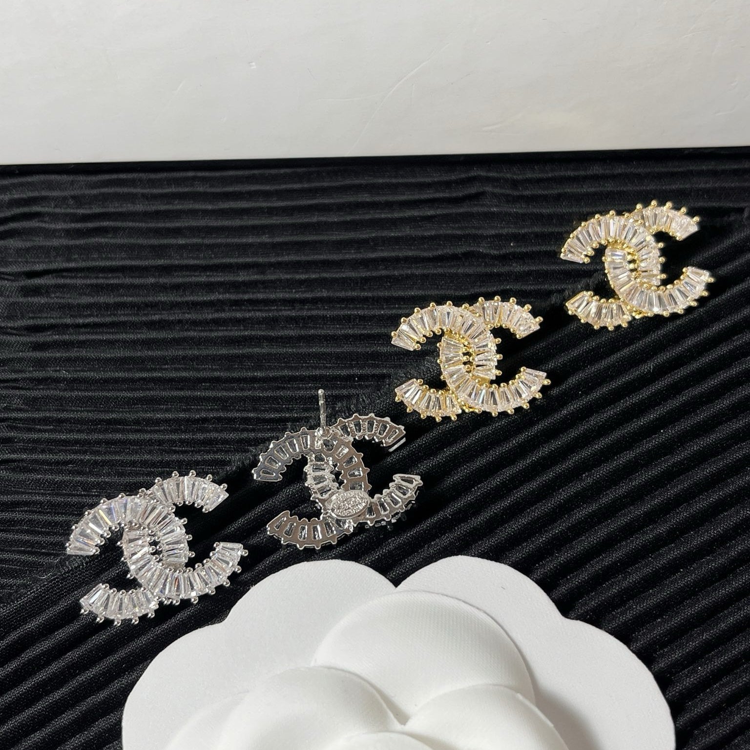 Women's Fashion Rhinestone Earrings