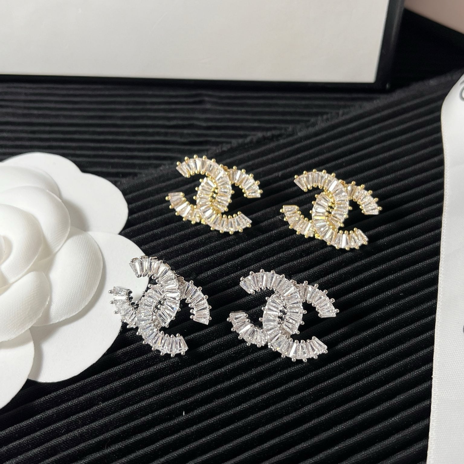 Women's Fashion Rhinestone Earrings