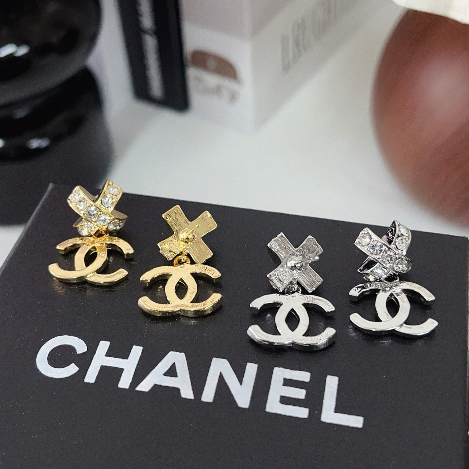 Women's Fashionable Rhinestone Drop Earrings