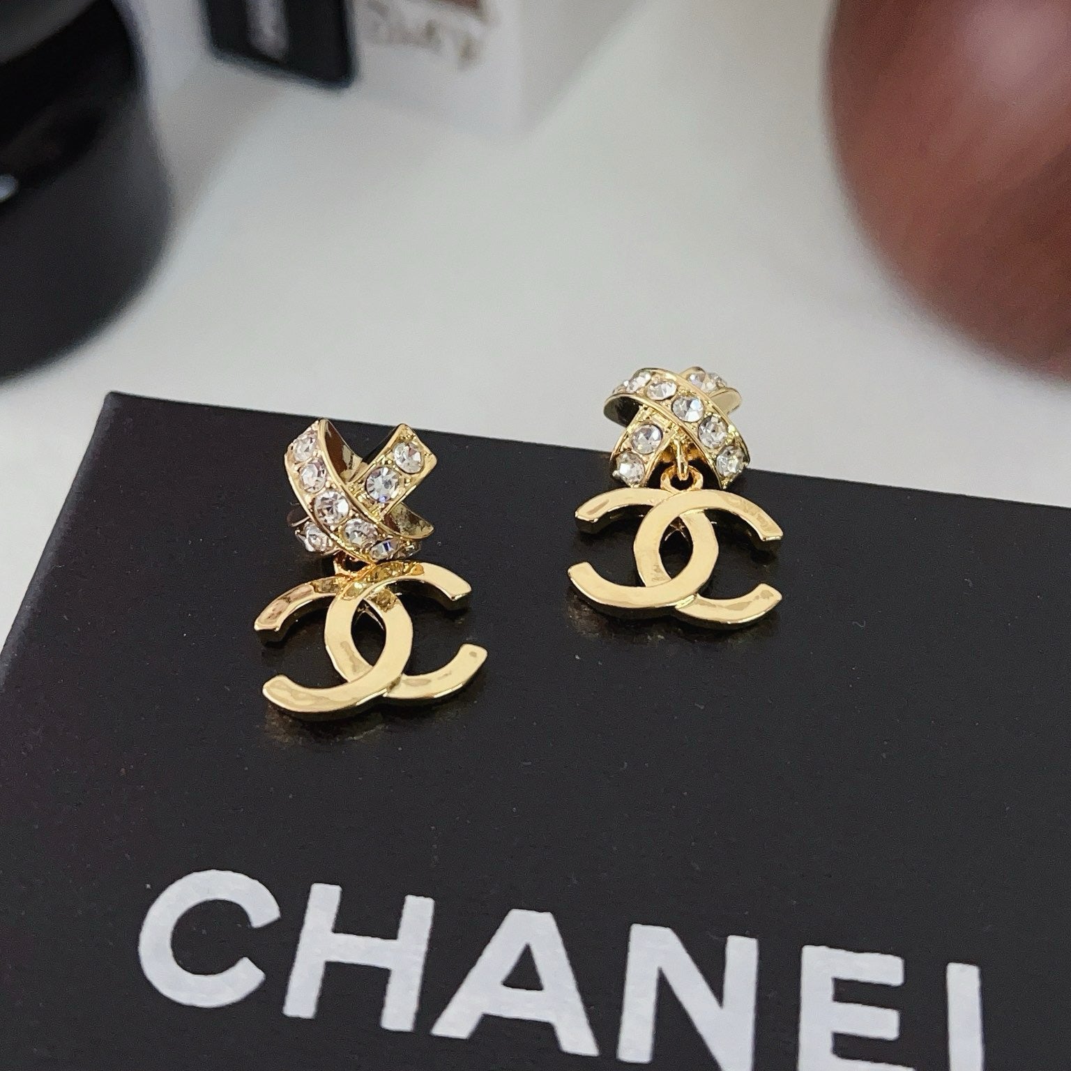 Women's Fashionable Rhinestone Drop Earrings