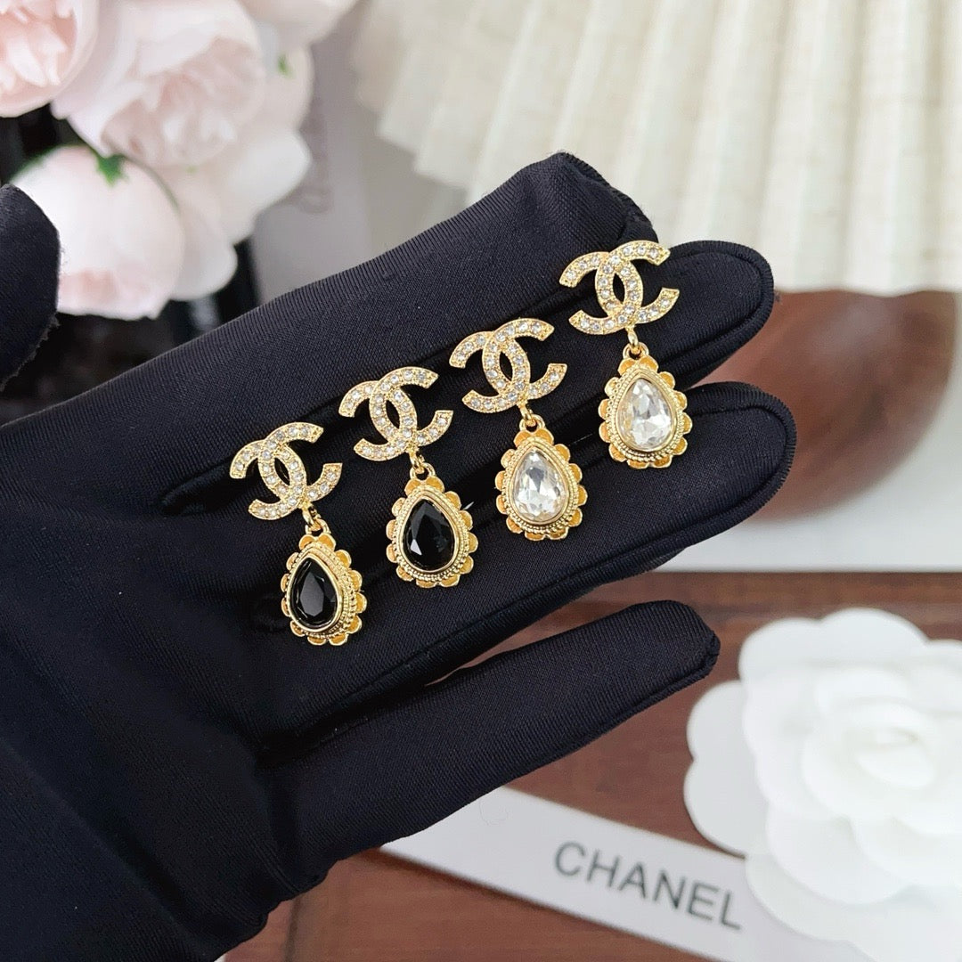 Women's Fashionable Rhinestone Drop Earrings