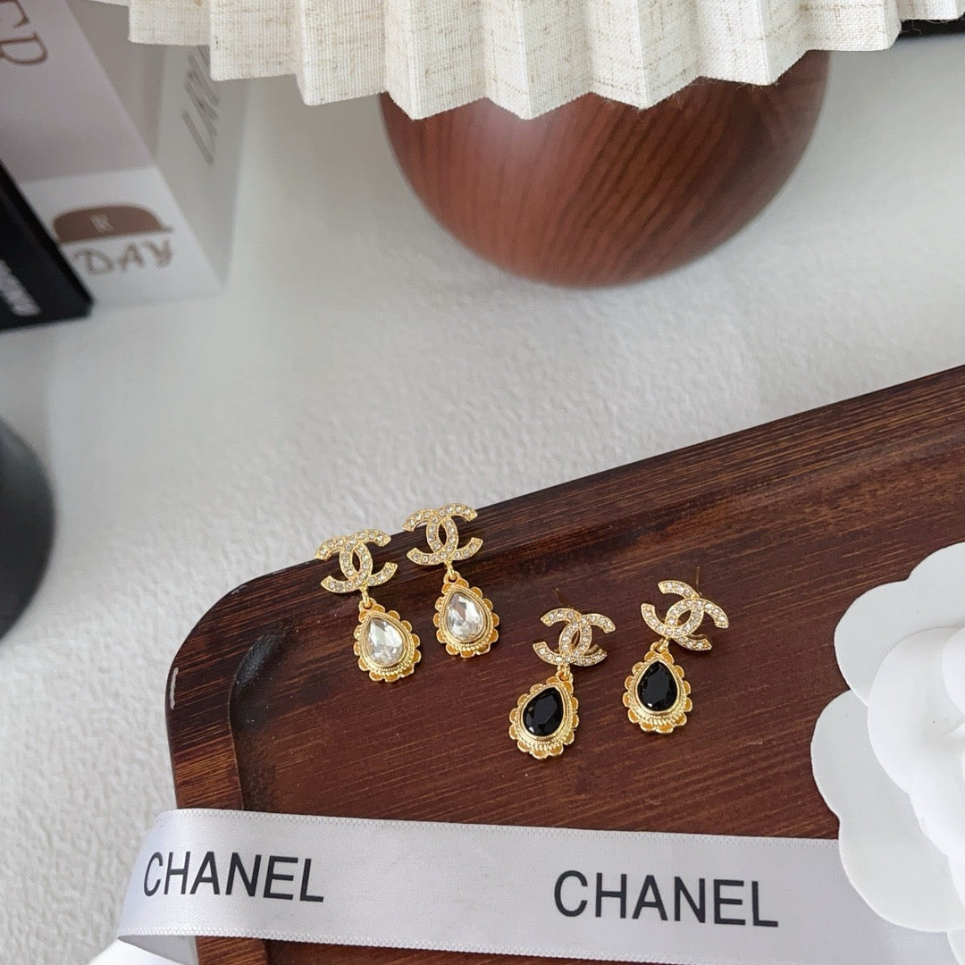 Women's Fashionable Rhinestone Drop Earrings