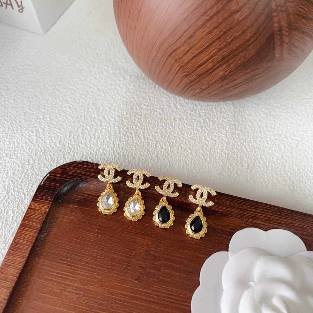 Women's Fashionable Rhinestone Drop Earrings