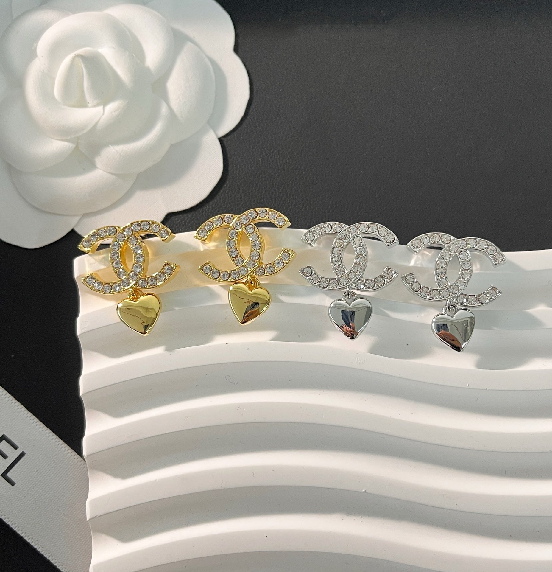 Women's Fashionable Rhinestone Drop Earrings