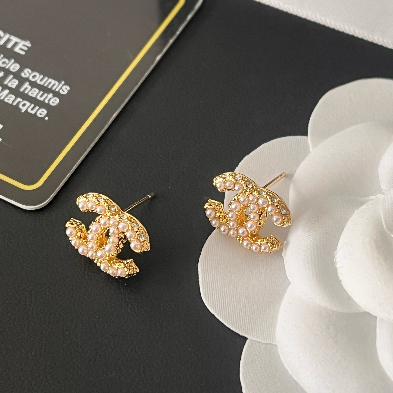 Women's Stylish Simple Earrings