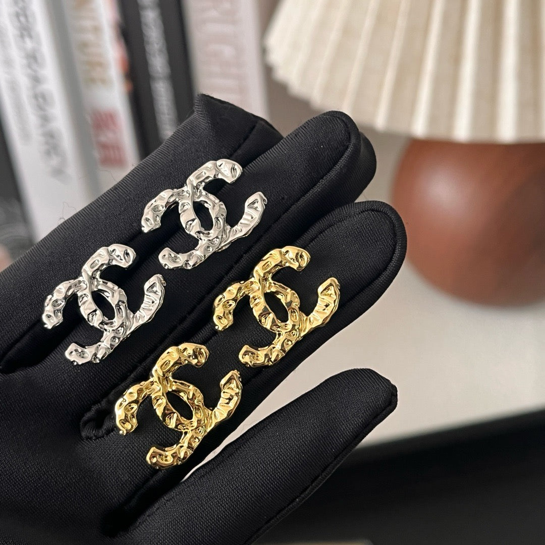 Women's Stylish and Simple Earrings