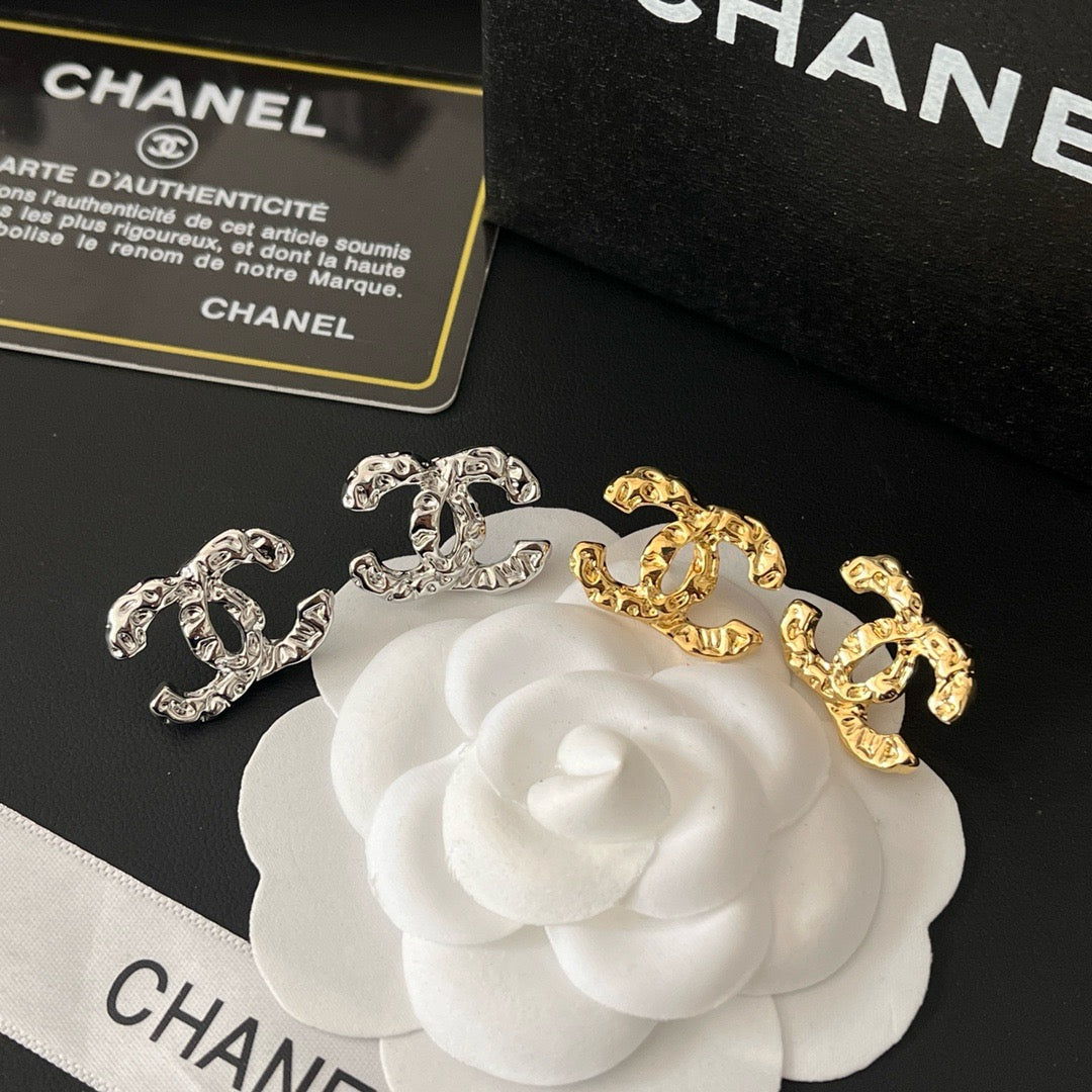 Women's Stylish and Simple Earrings