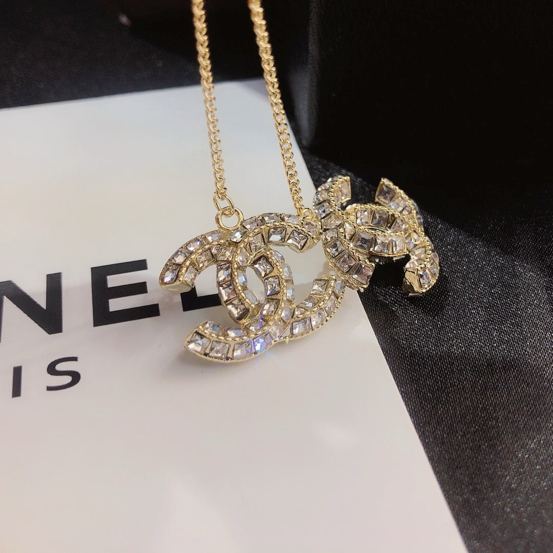 Women's Fashionable Rhinestone Drop Earrings