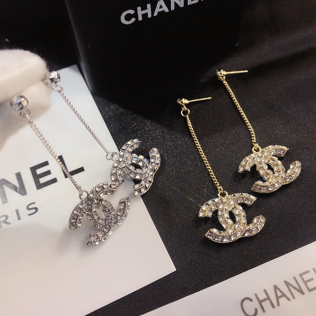 Women's Fashionable Rhinestone Drop Earrings