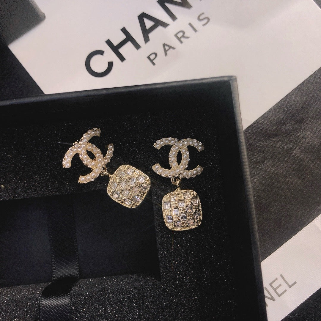 Women's Fashion Rhinestone Earrings