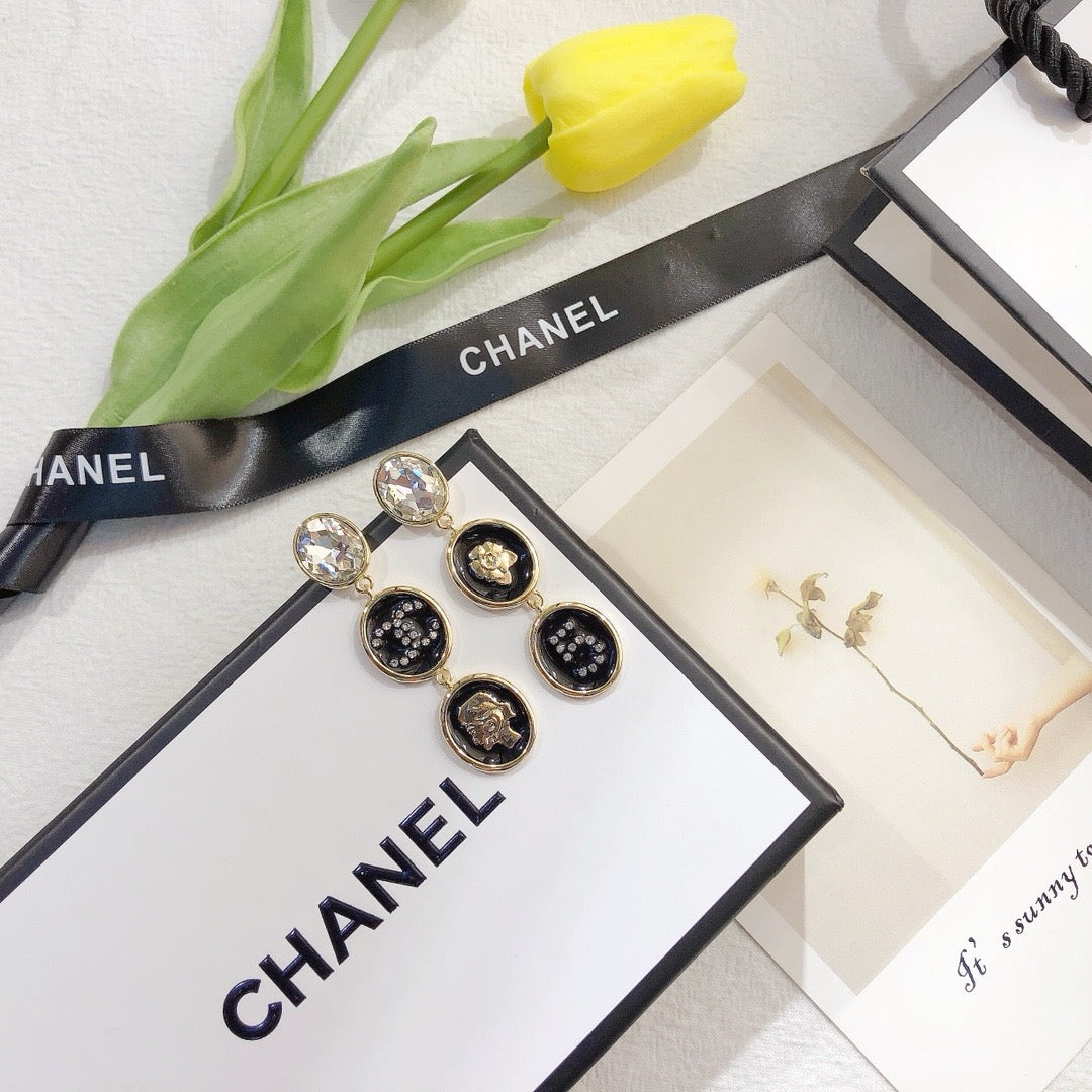 Women's Fashion Rhinestone Earrings