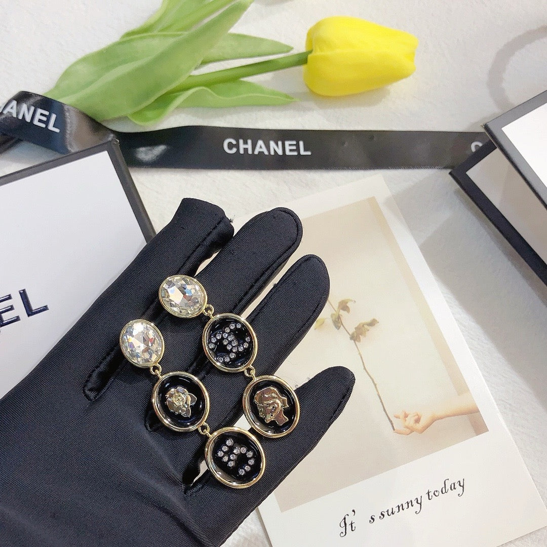 Women's Fashion Rhinestone Earrings