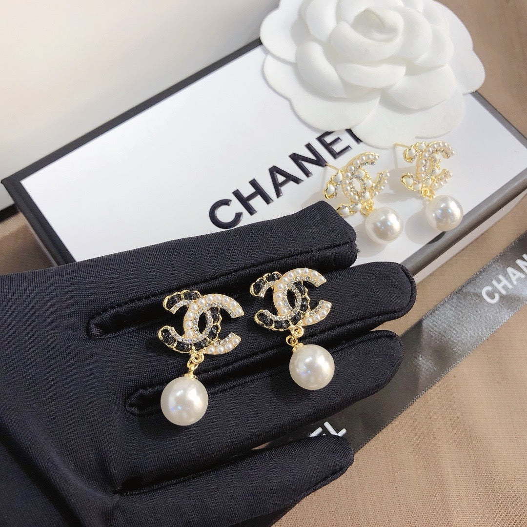 Women's Fashion Rhinestone Earrings