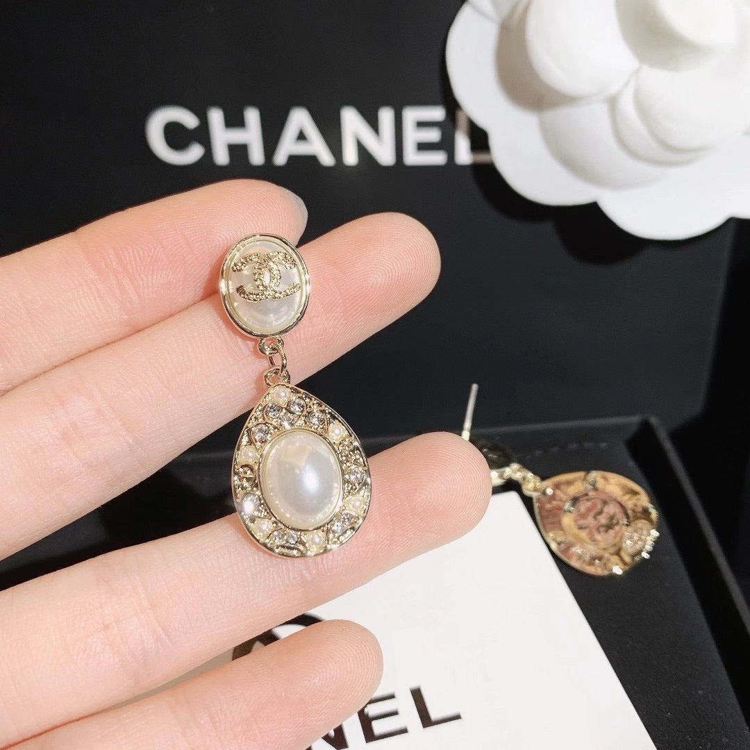 Women's Fashion Rhinestone Earrings