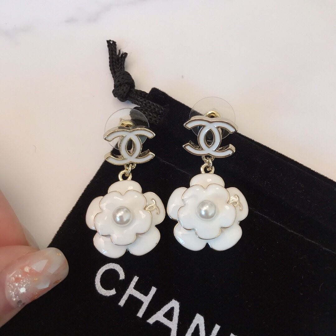 Women's Fashion Pendant Earrings