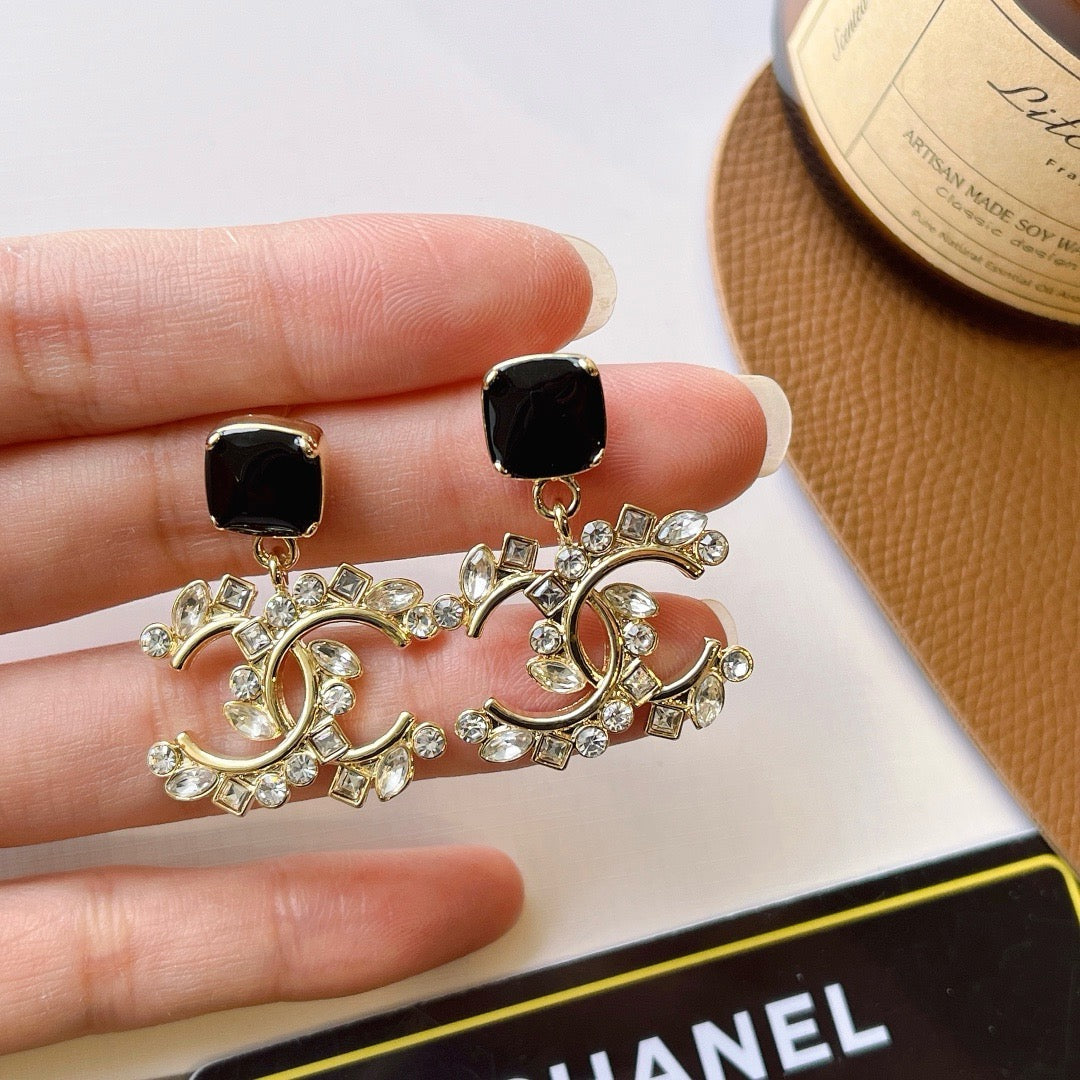 Women's Fashionable Rhinestone Drop Earrings