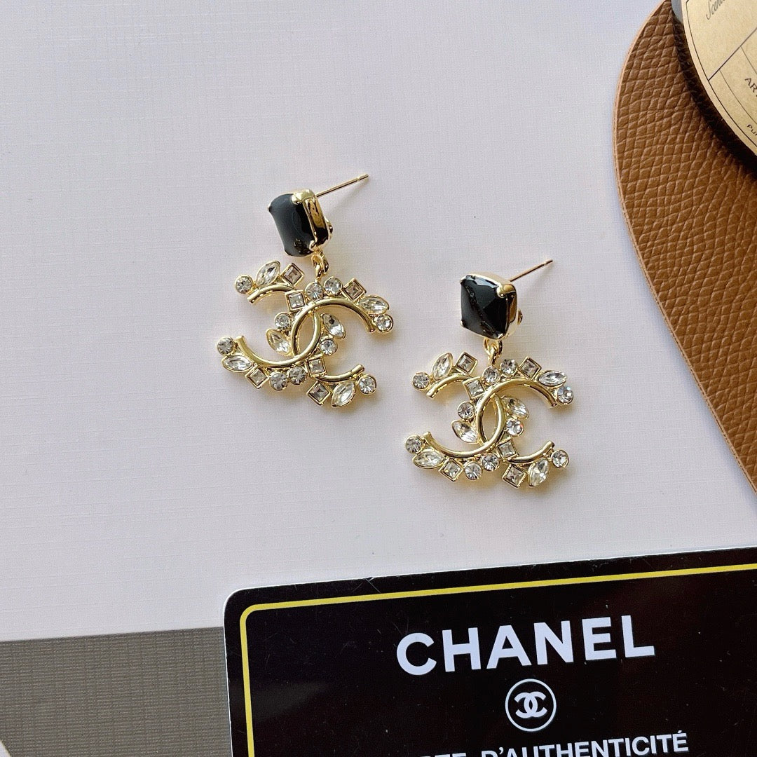 Women's Fashionable Rhinestone Drop Earrings