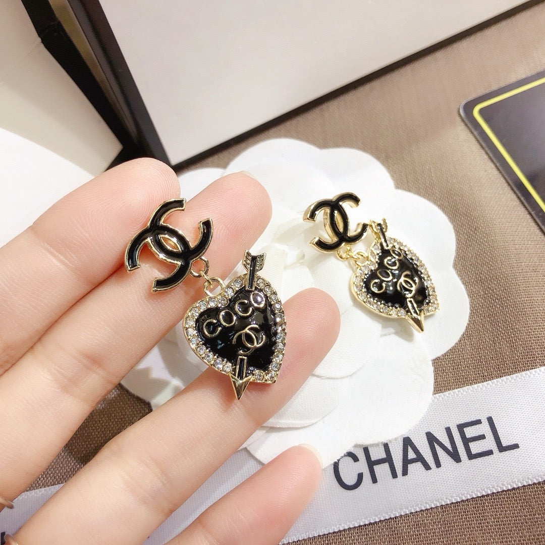 Women's Fashionable Rhinestone Drop Earrings