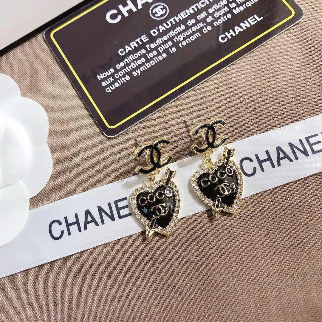 Women's Fashionable Rhinestone Drop Earrings