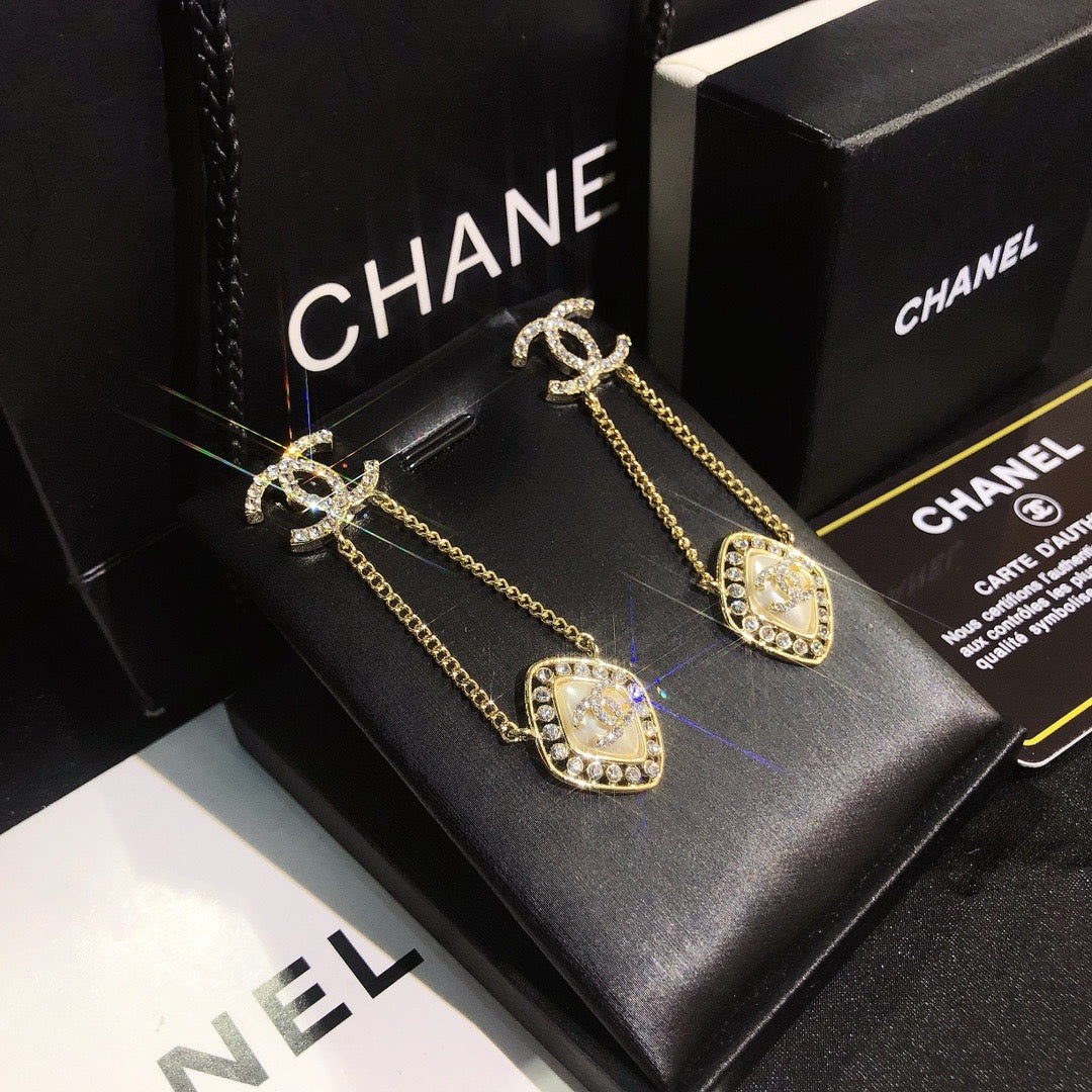 Women's Fashionable Drop Earrings