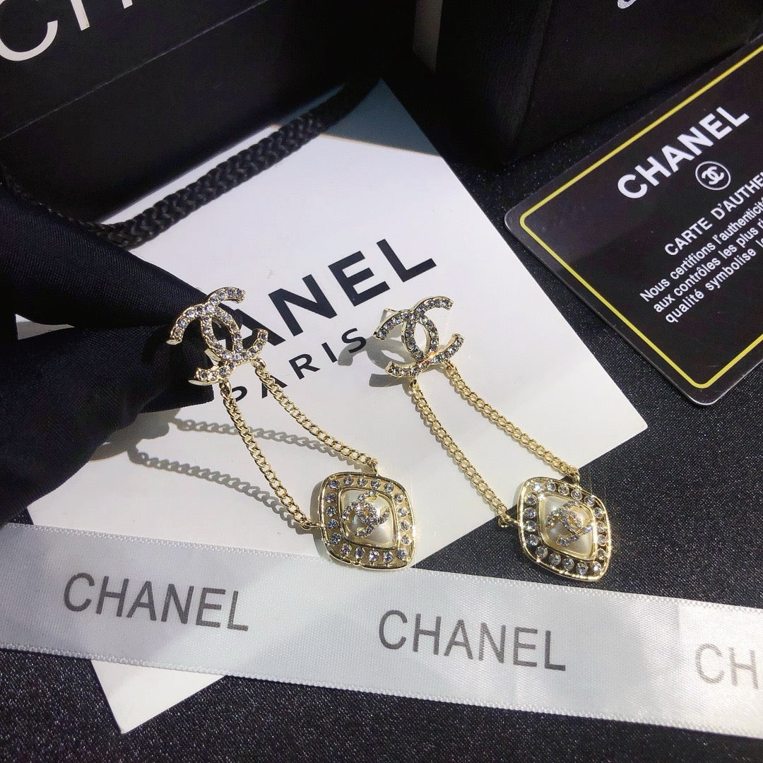 Women's Fashionable Drop Earrings