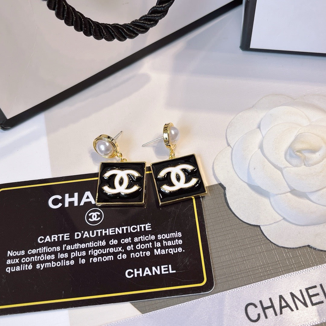 Women's Fashion Earrings