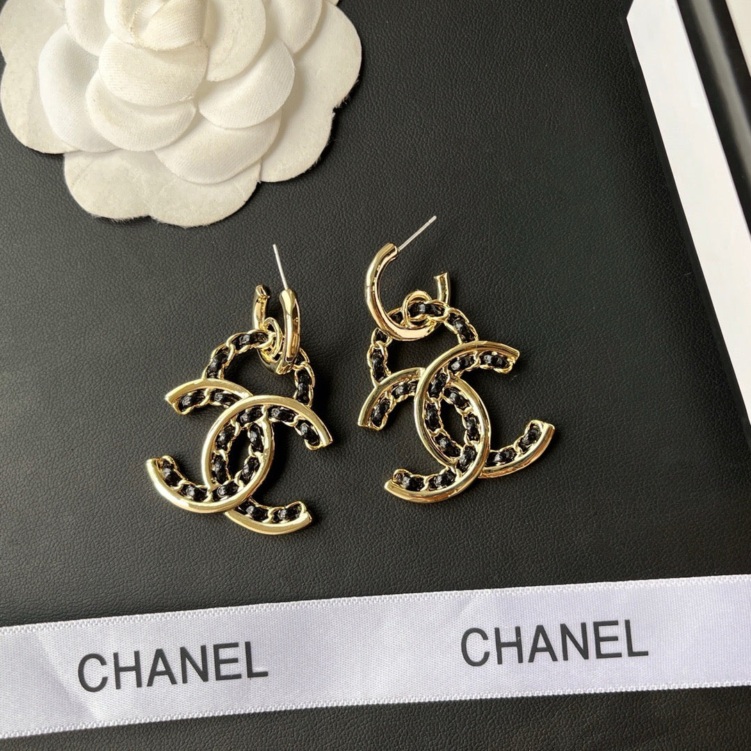 Women's Fashion Vintage Earrings