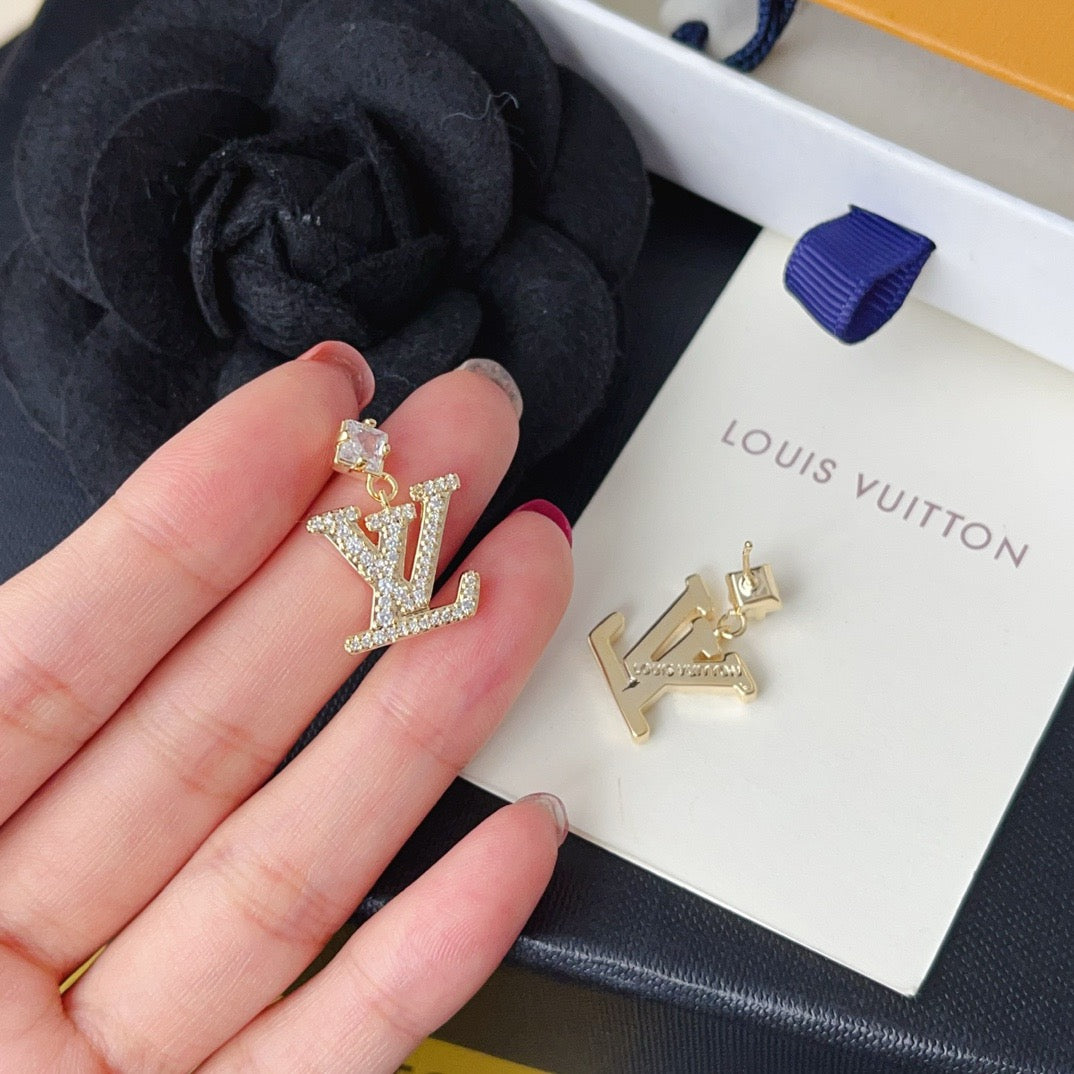 Women's Fashionable Pendant Earrings