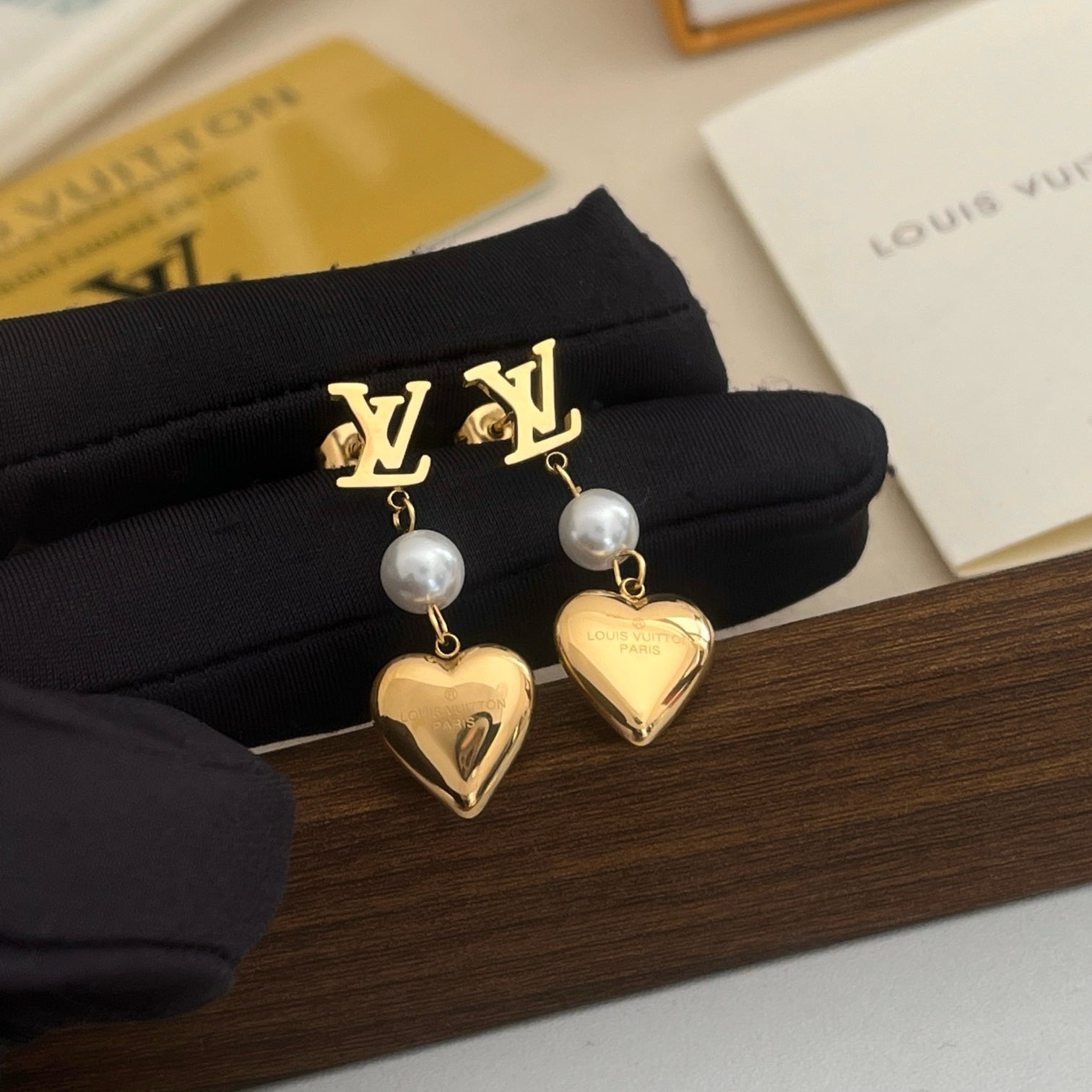 Women's Fashion Heart-Shaped Drop Earrings