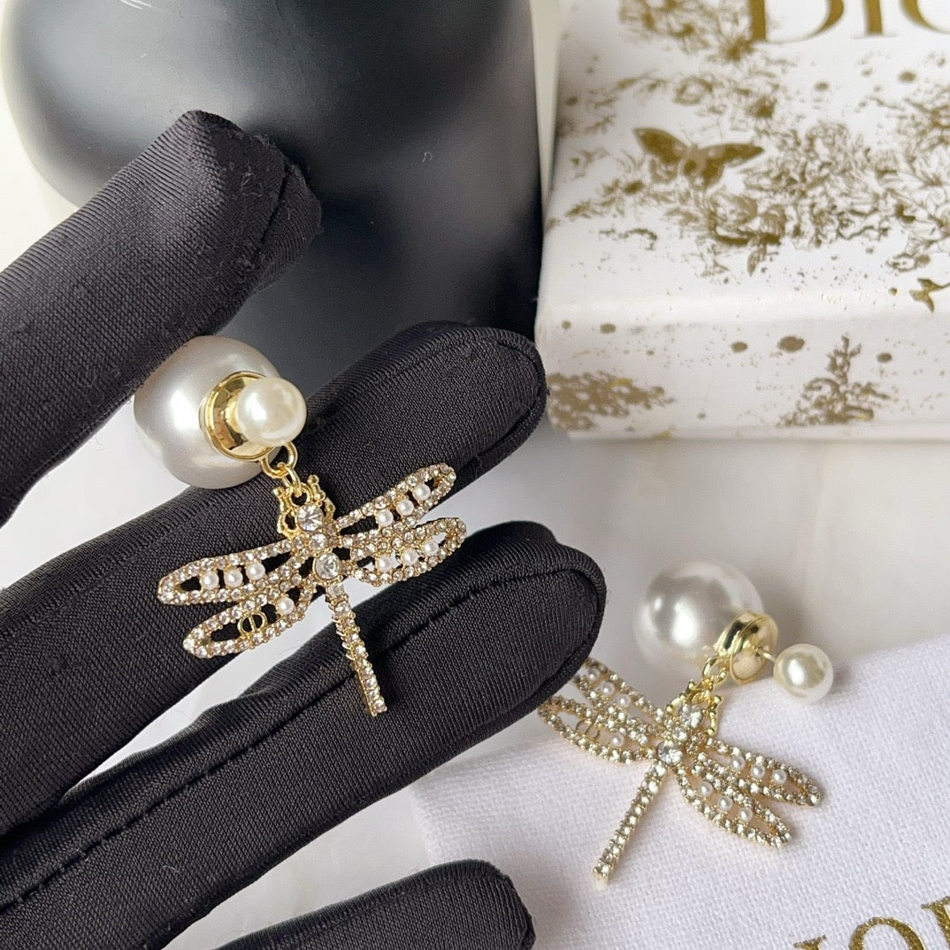 Women's Fashionable Rhinestone Earrings