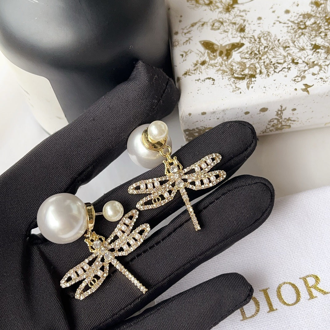 Women's Fashionable Rhinestone Earrings