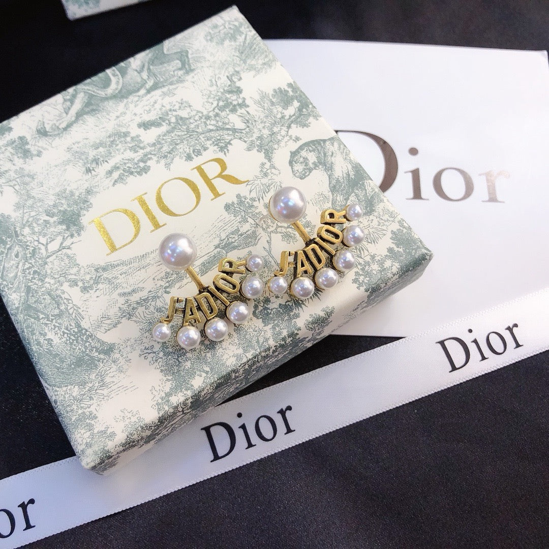 Women's Fashion Earrings