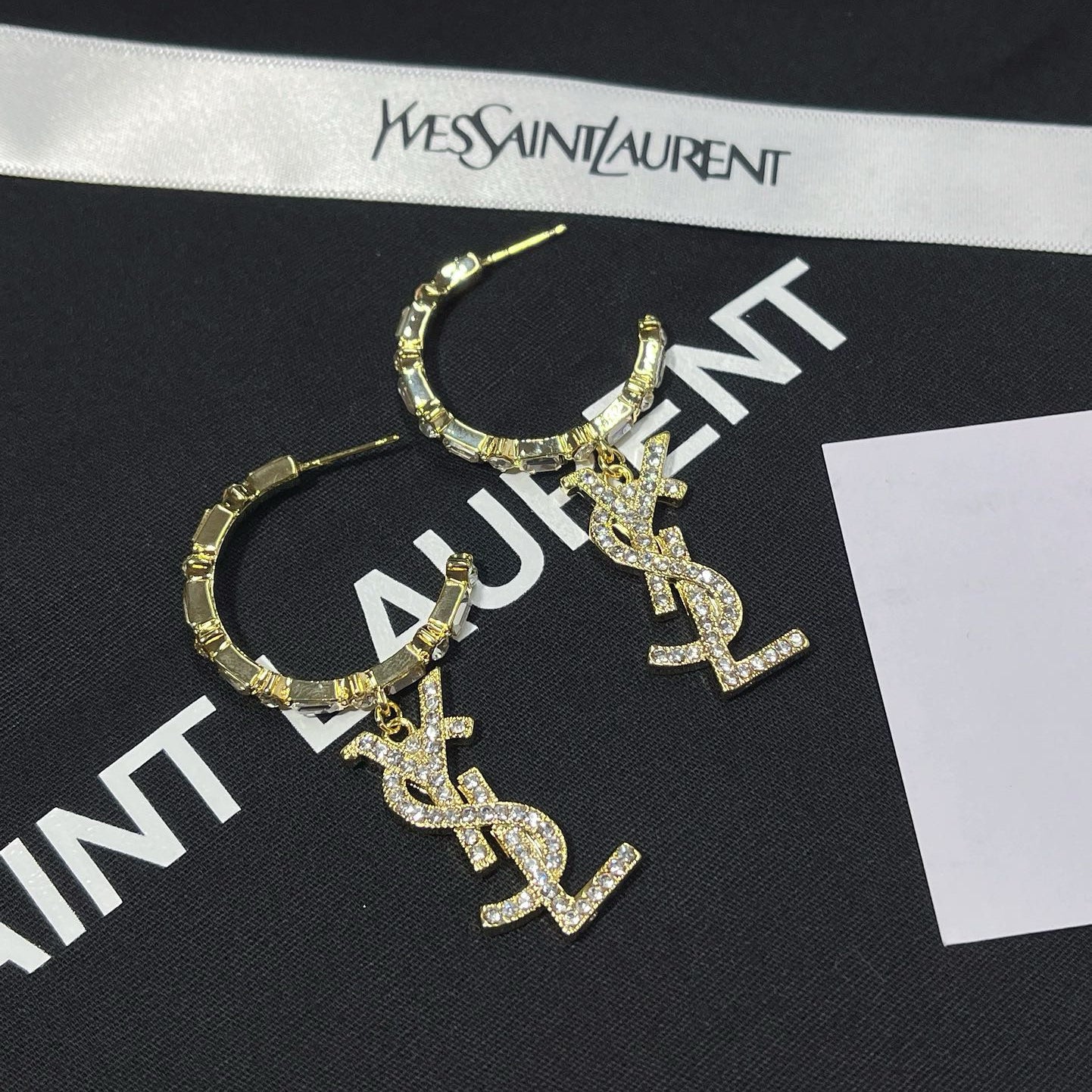 Women's Fashionable Rhinestone Earrings