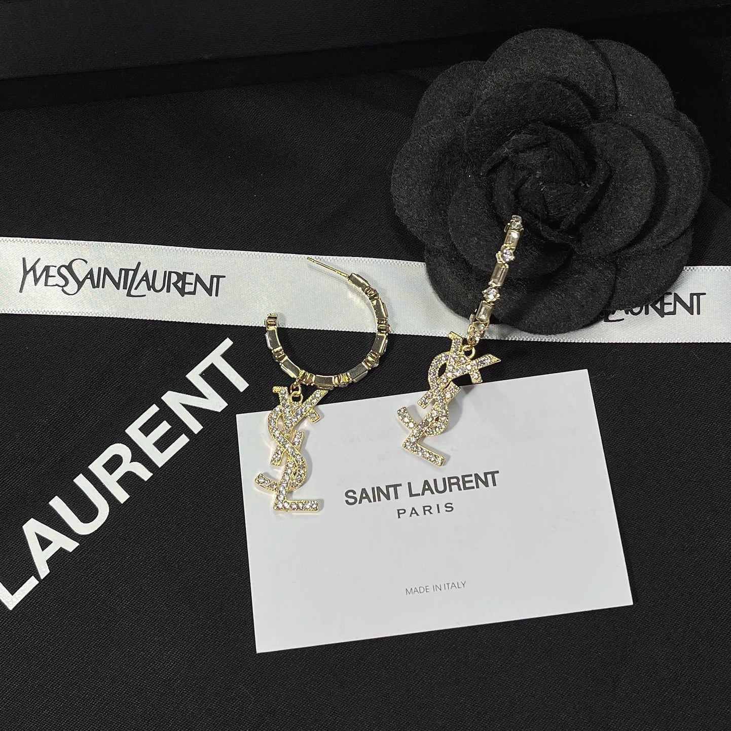 Women's Fashionable Rhinestone Earrings