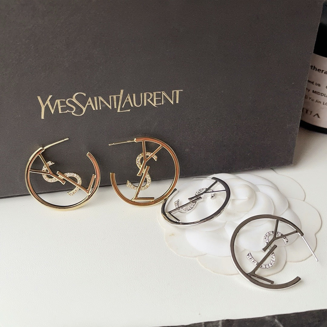 Women's Fashionable Large Hoop Rhinestone Earrings