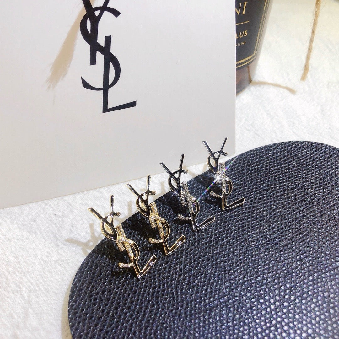 Women's Fashionable Rhinestone Earrings