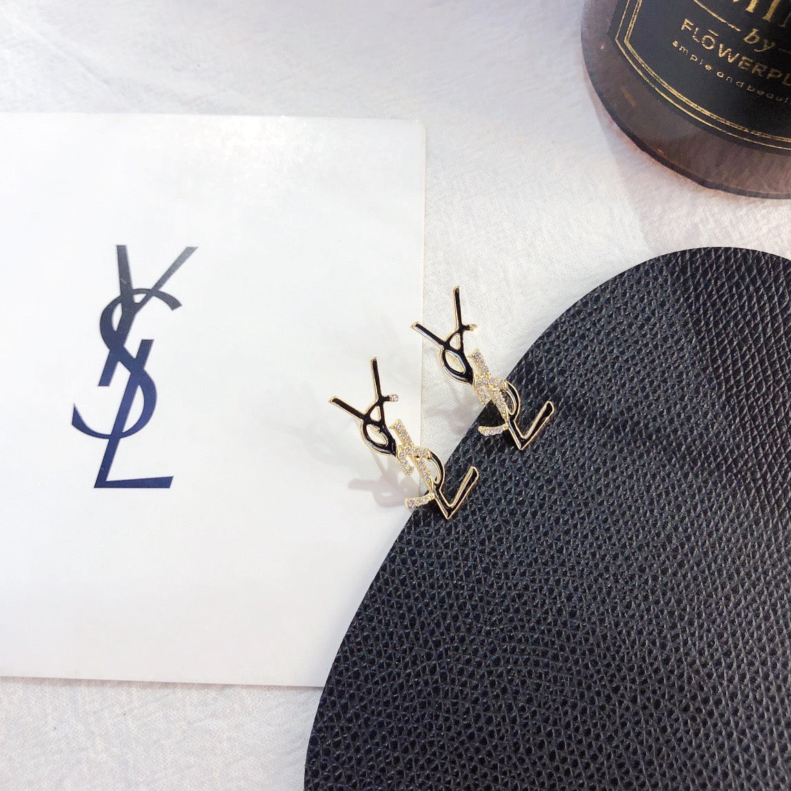 Women's Fashionable Rhinestone Earrings