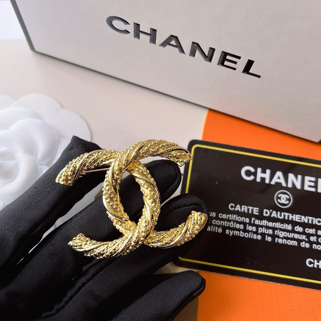 Women's Fashion Brooch