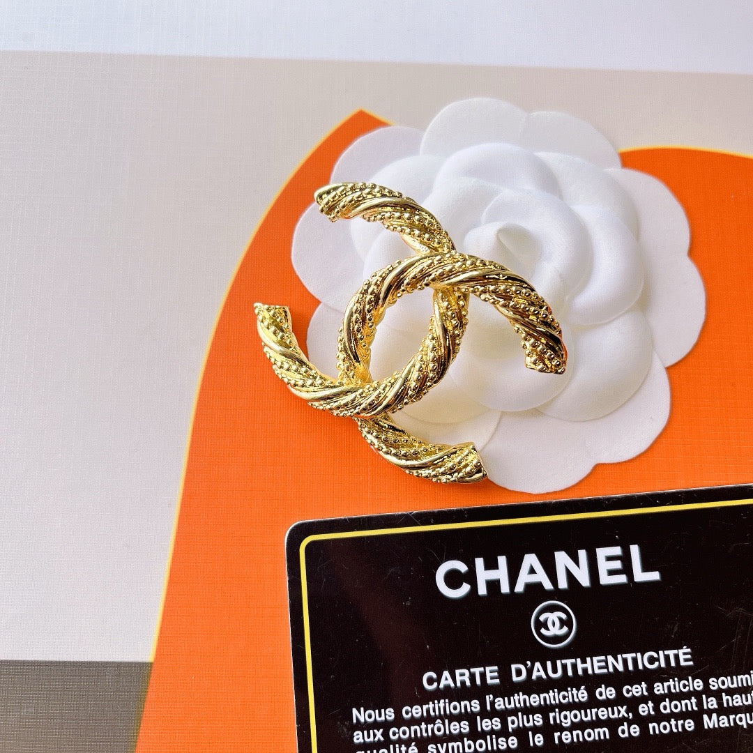 Women's Fashion Brooch