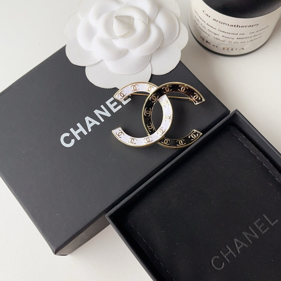 Women's Fashion Brooch