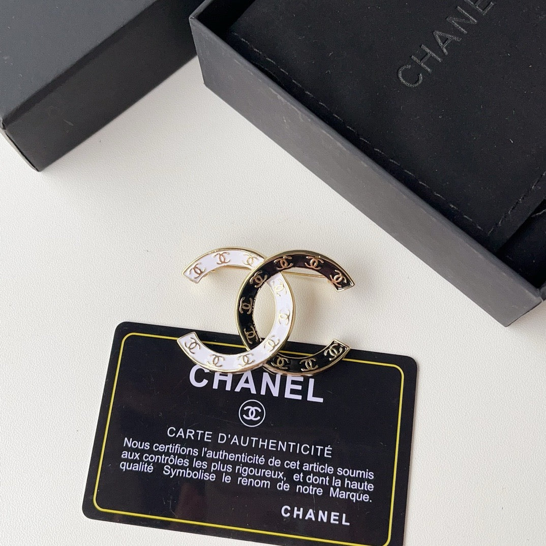 Women's Fashion Brooch