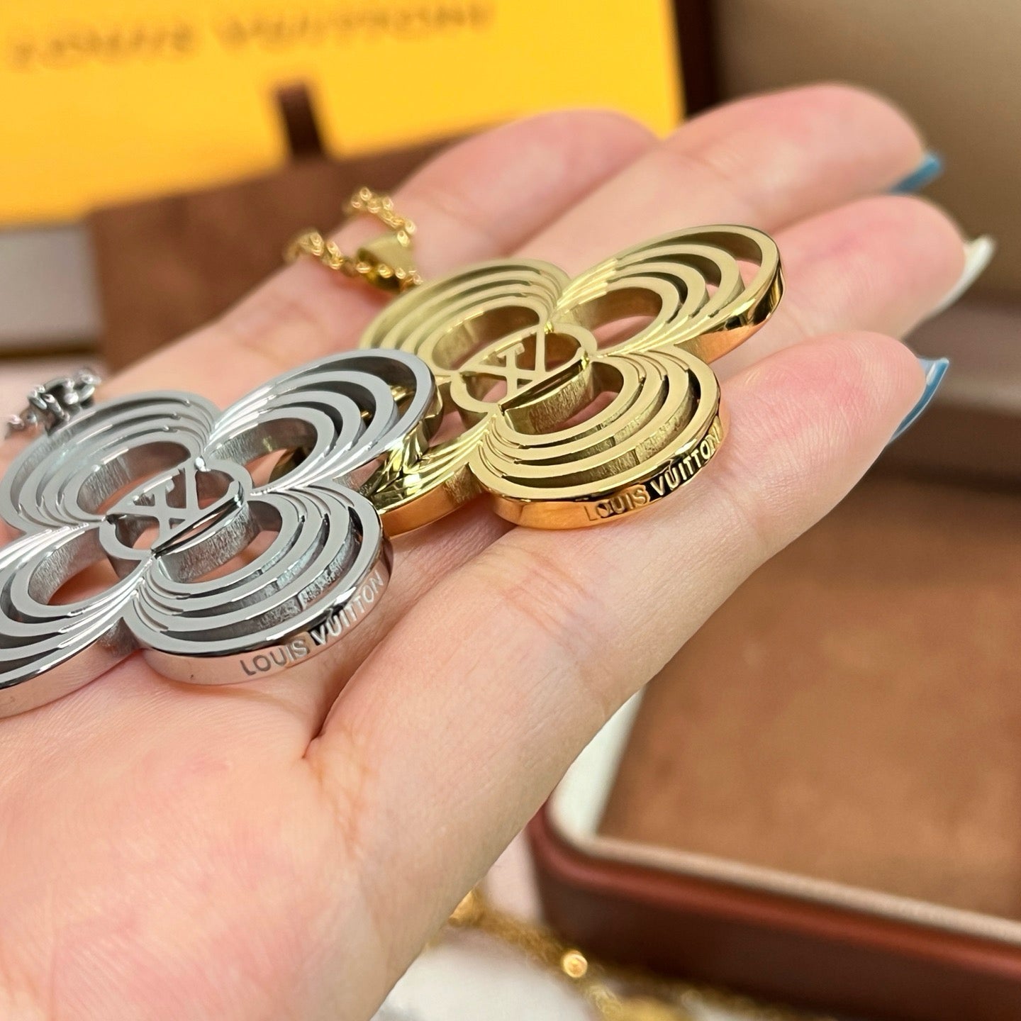 Fashion Pendant Necklace