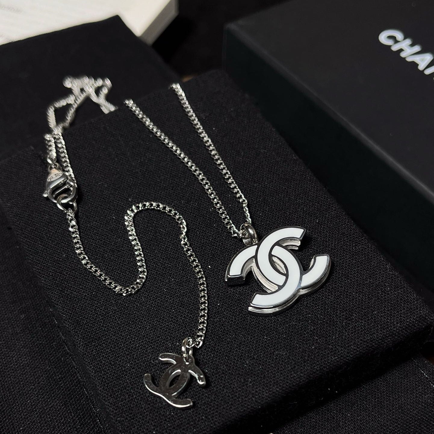 Women's Fashion Pendant Necklace