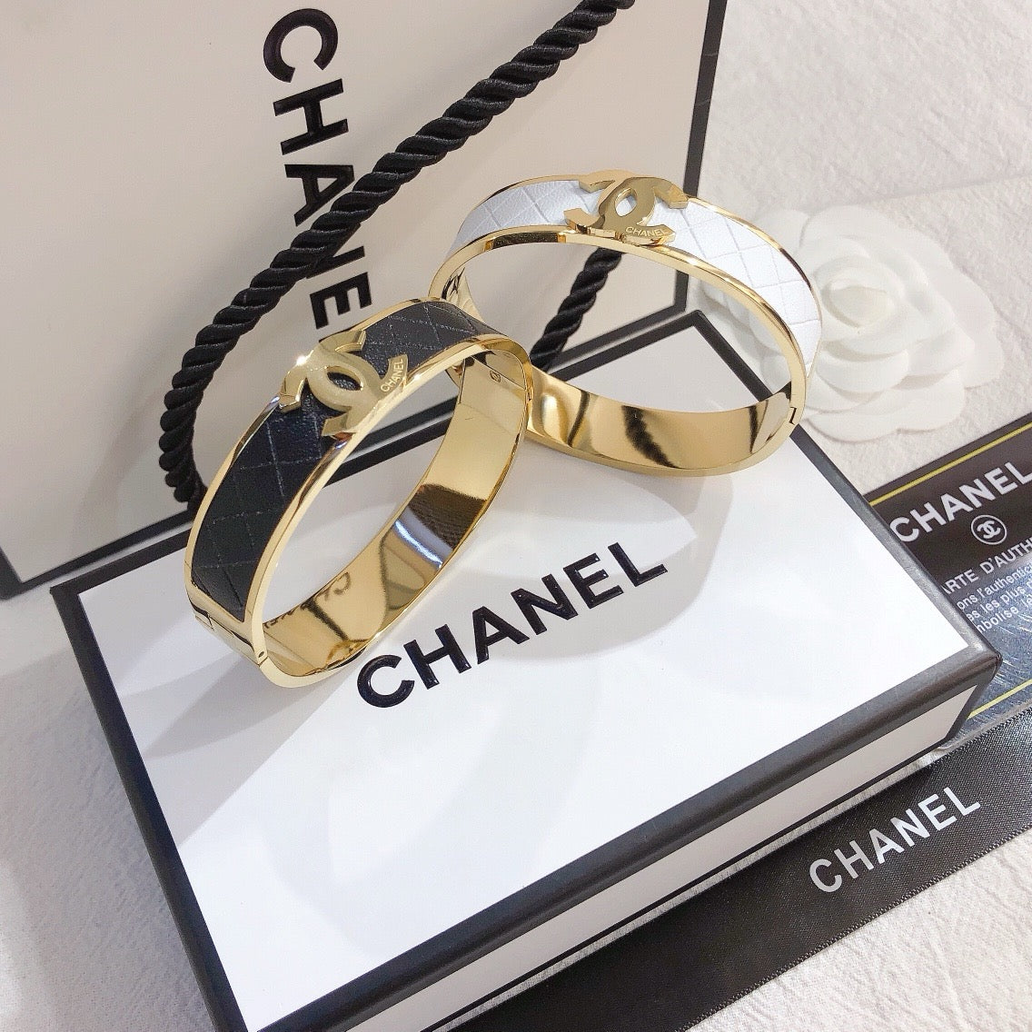 Women's Fashion Bracelet