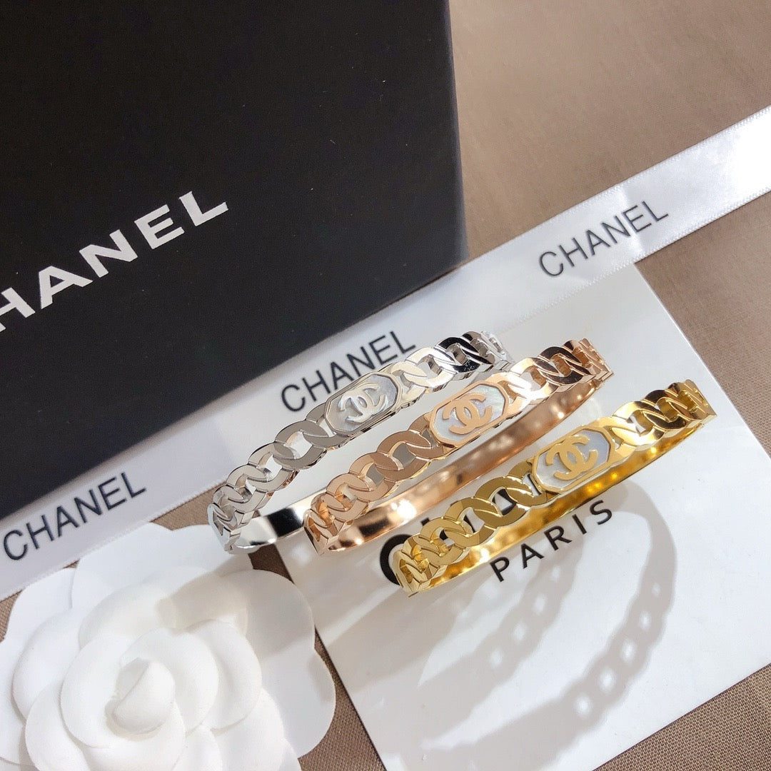 Women's Fashion Bracelet